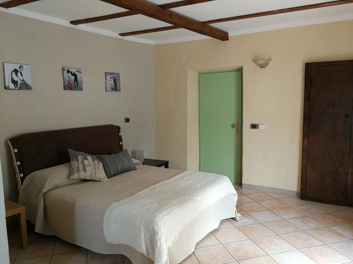 Locanda Montecarlo Lesegno Bagian luar foto