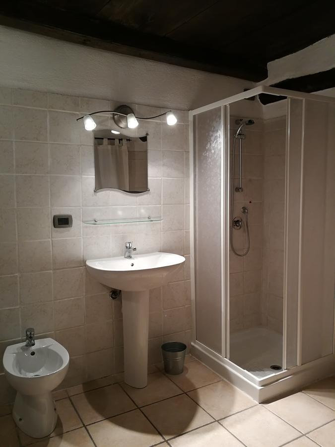Locanda Montecarlo Lesegno Bagian luar foto